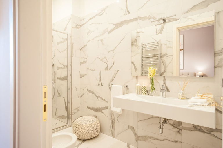Bathroom 4, Dream house, Napoli