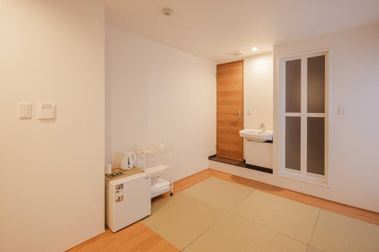 Bathroom 3, Miro Hotel Momodanikoen-mae, Osaka