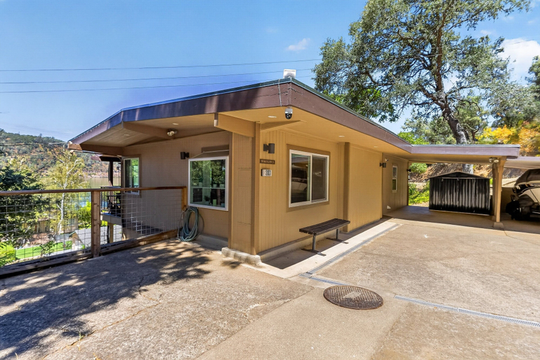 Others 5, Quiet Haven Near Clear Lake - Full Kitchen 1 Bedroom Home, Lake