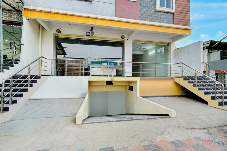 Others 5, Hotel O Hafizpet Railway Station, Hyderabad