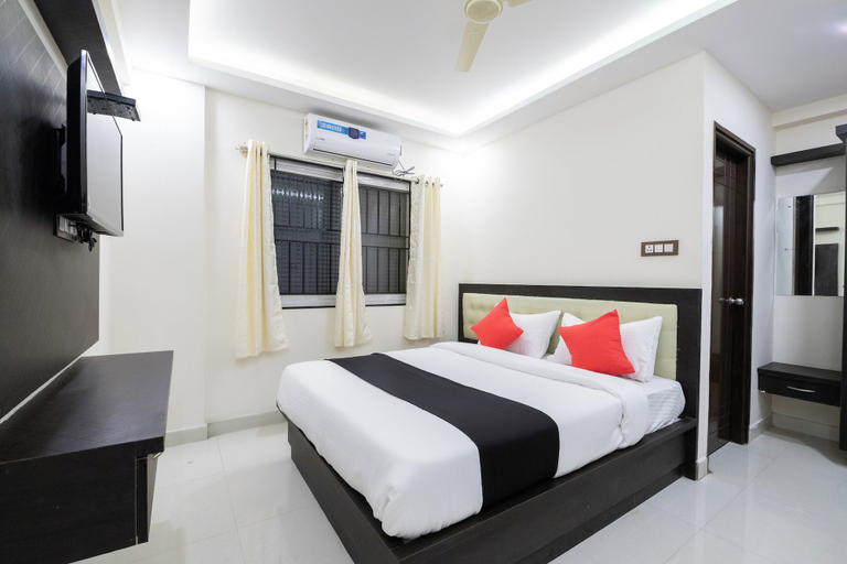 Others 4, Capital O Regal suites, Bangalore