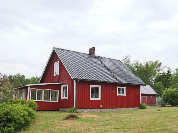 Others 5, 4 Star Holiday Home in Knared, Laholm