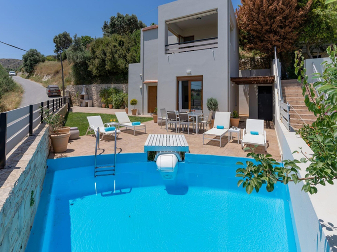 Sport & Beauty 4, Linari Villa,a Peaceful &cozy 2bdr Villa With Pool, Crete
