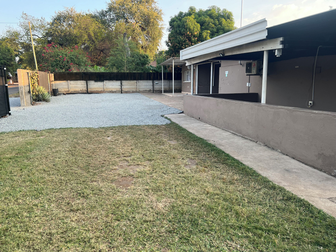 Exterior & Views 2, Happy Time Guest House, Mopani
