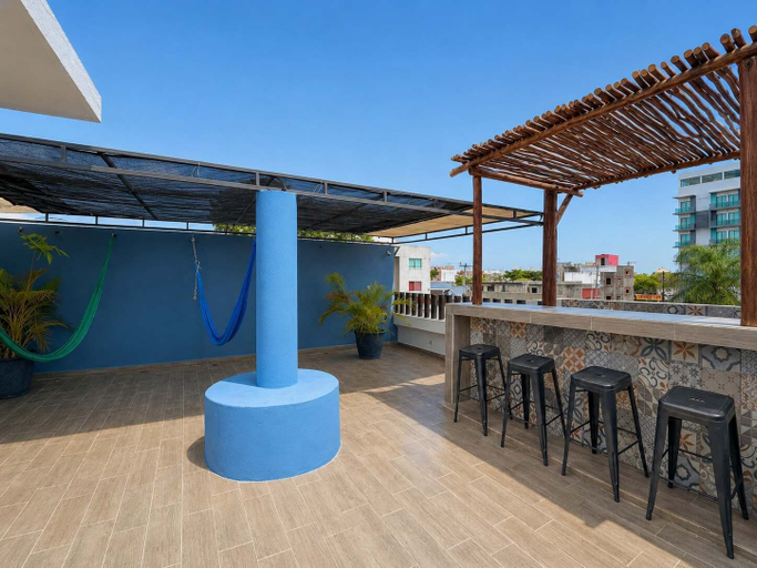 Others 3, Downtown Cancun 1BR - Rooftop Terrace - Sleeps 4, Isla Mujeres