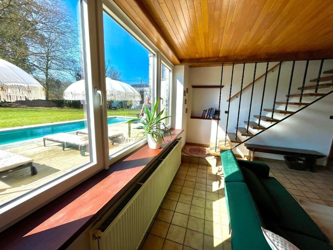 Others 4, Villa O, Luxembourg