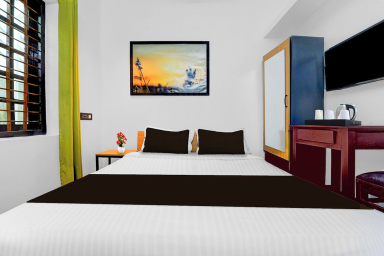 Others 4, Hotel O Kazhakuttam Railway Station, Thiruvananthapuram