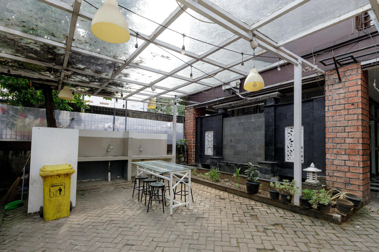 Food & Drinks, RedDoorz Plus @ Ampera Raya, South Jakarta