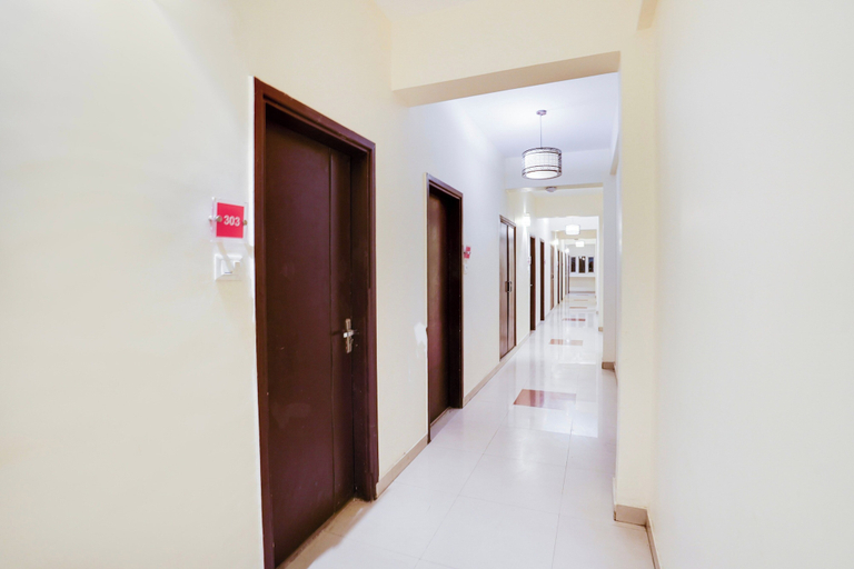 Others 5, Townhouse Oak Silver City Chowk, Dehradun