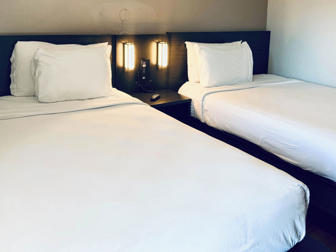 Bedroom 3, Motel 6 Bellingham, WA, Whatcom