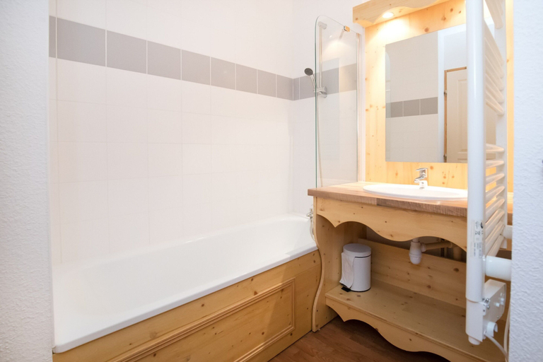 Others 5, Apartment in Orelle Near 3 Vallees Ski Area, Savoie
