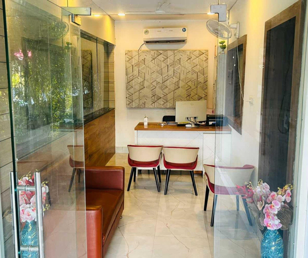 Others 2, Deluxe Red Chilly 3.O, Gorakhpur