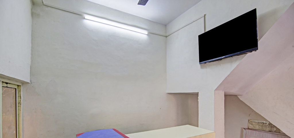 Others 5, Hotel O ROYAL 18, Gautam Buddha Nagar