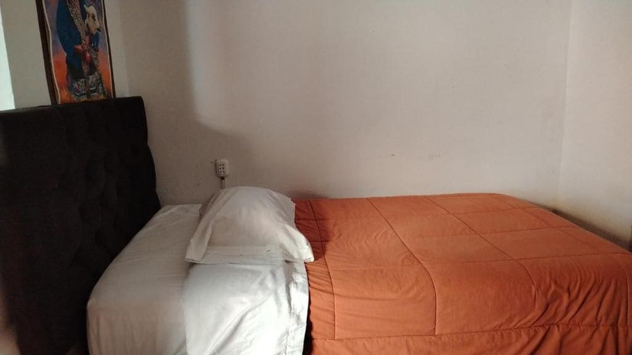 Others 5, Hostal Intiraymi, Urubamba
