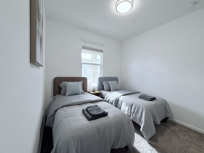 Others 4, Luxury 5B 3B Near Casino Ac Prking Greatneighbors, Sacramento