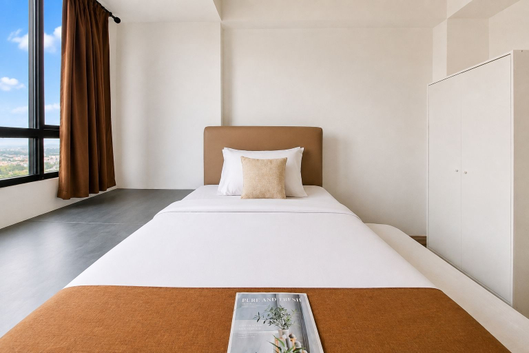 Others 5, Modern And Neat Studio Room At Apartment Collins Boulevard, Tangerang