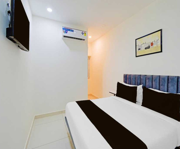 Others 3, Deluxe Krishna Grand, Karimnagar