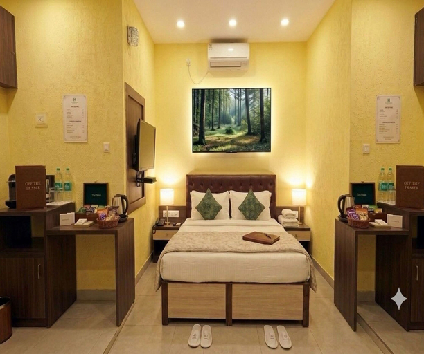 Others 3, Deluxe Room Jessore Road Kolkata Airport, North 24 Parganas