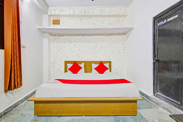 Others 4, Hotel O ROYAL 18, Gautam Buddha Nagar