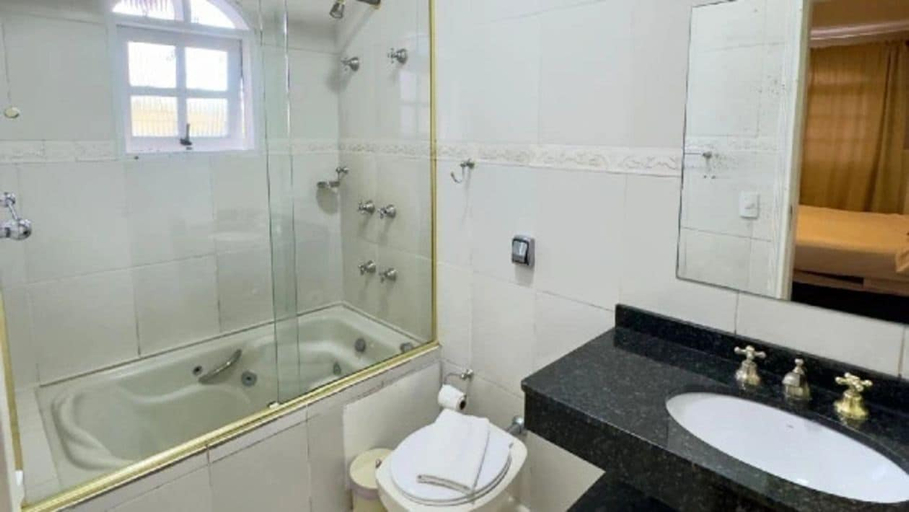 Bathroom 3, Pousada Refugio das Rosas, Campo Limpo Paulista