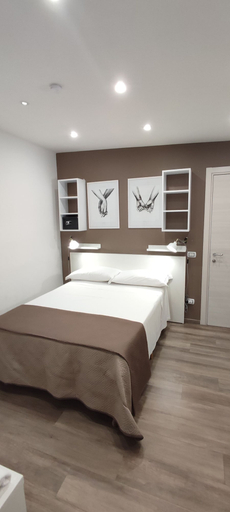Bedroom 3, Comeacasa B&B, Bari