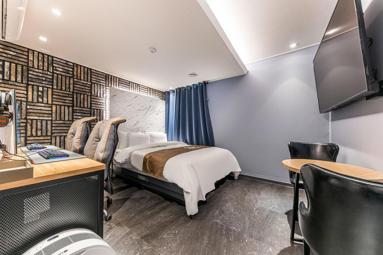 Bedroom 3, Doksan Hotel In Cafe, Geum-cheon