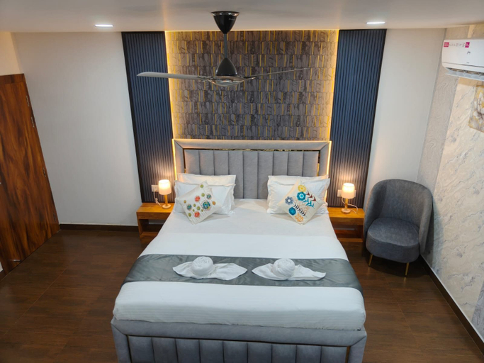 Others 3, Majestic Inn, Kamrup Metropolitan