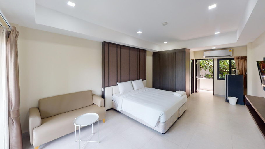 Bedroom 2, The Shade Residence, Pattaya