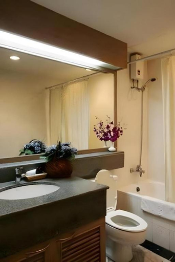 Bathroom 5, Best Comfort Residential Hotel, Wattana