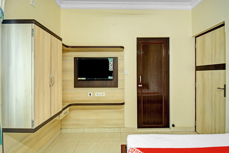 Others 3, Hotel O S S Guest House, North 24 Parganas