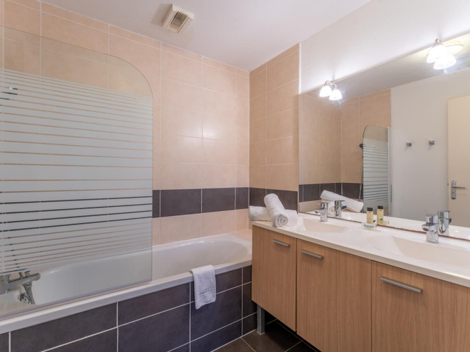 Bathroom, Lacanau Les Rives du Lac 2p4s, Gironde