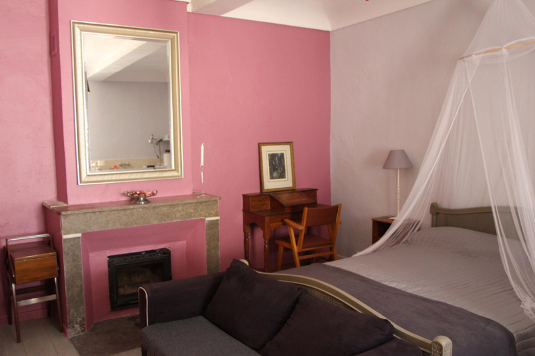 Bedroom 4, Maison Anila, Gard