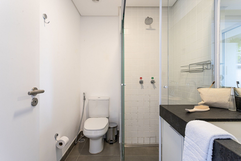 Bathroom 4, Onze22 by Viva - Estúdios Modernos a 400m do Metrô Vila Madalena com Piscina no Rooftop, São Paulo
