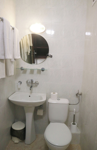 Bathroom 5, Park Hotel Bellevue, Varna