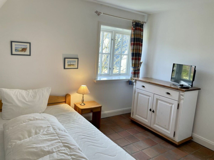 Others 4, Holiday Apartment in Sylt With Swimming Pool, Nordfriesland