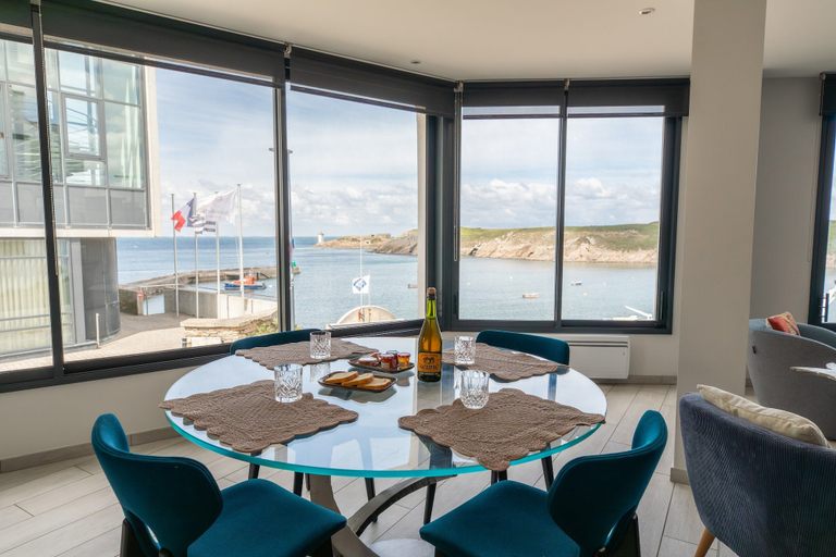 Others 4, Panoramic Sea-view Apartment in Le Conquet, Finistère