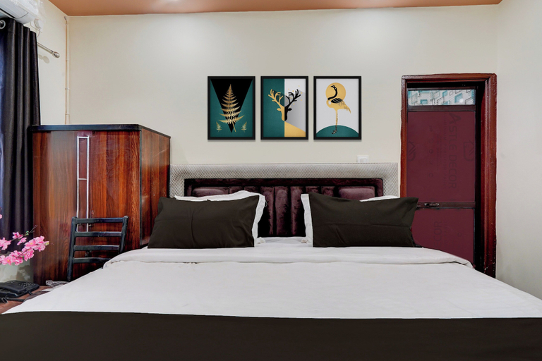 Others 3, OYO Collection O Kanpur Domestic Airport, Kanpur Nagar