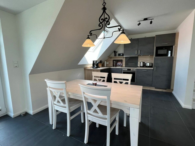 Others 5, Holiday Apartment in Greetsiel With Balcony, Aurich