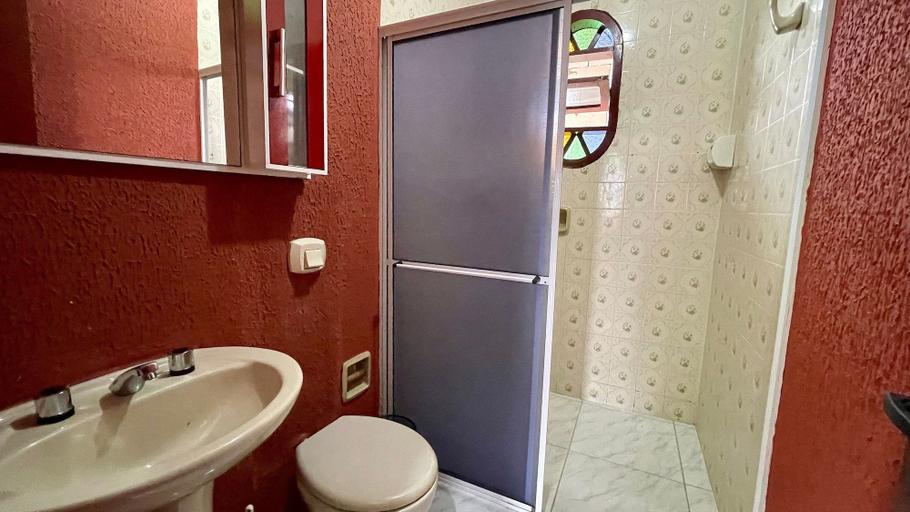 Bathroom 3, AP 02 Ala Zimbros Residencial Solavir, Bombinhas