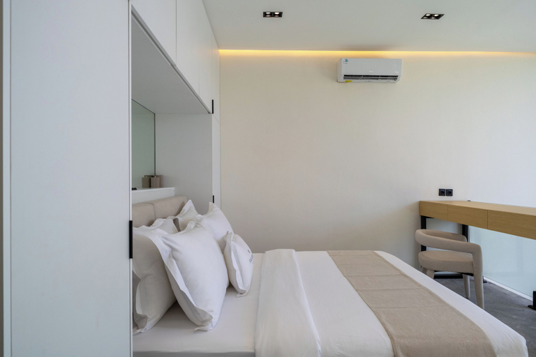 Others 5, Five Oceans Residence Berawa, Badung