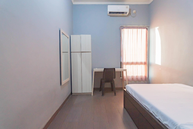 Bedroom 2, Koolkost Syariah @ Jalan Jendral Ahmad Yani, Karawang