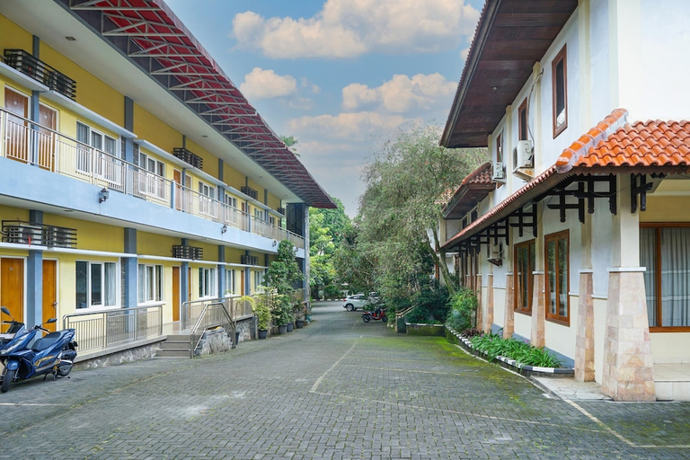 Exterior & Views 2, Front One Resort Indraloka Temanggung, Temanggung
