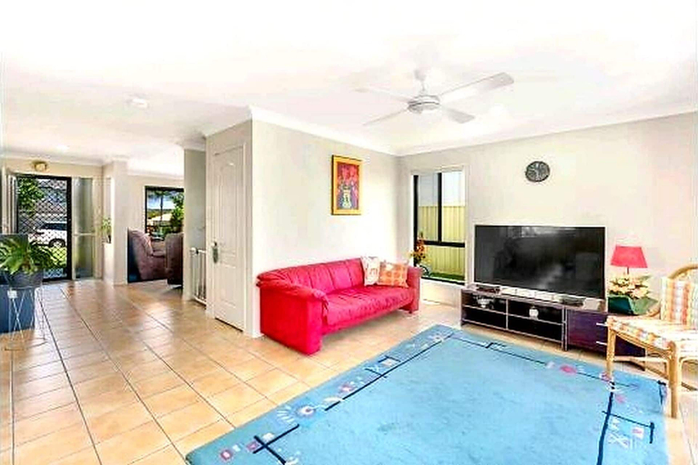 Others 5, Room-happy House for Happy Guests, Gold Coast
