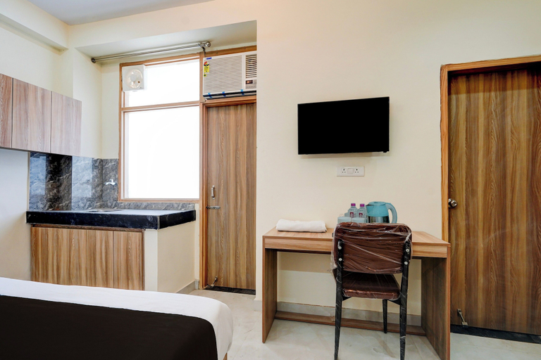 Others 2, Townhouse Sector 18 Udhyog Vihar, Gurgaon