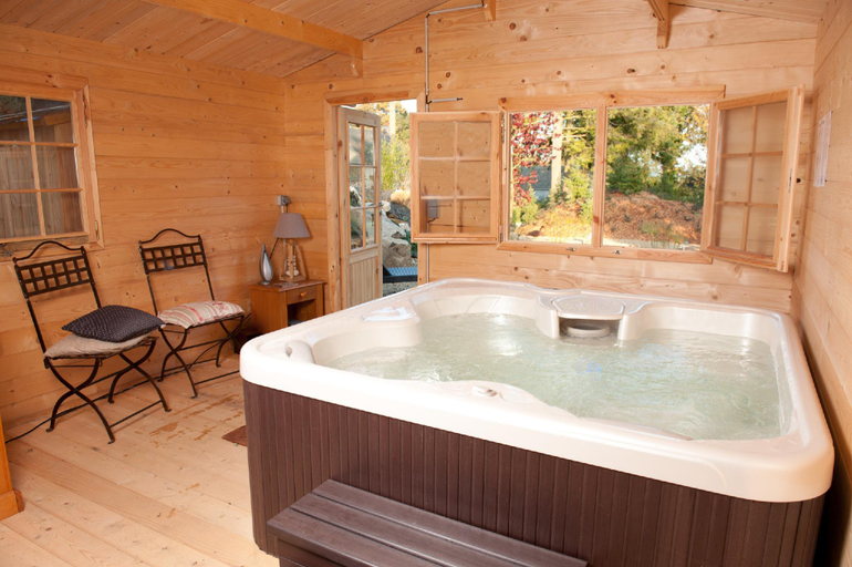 Bathroom 3, Manoir Desnachez, Morbihan