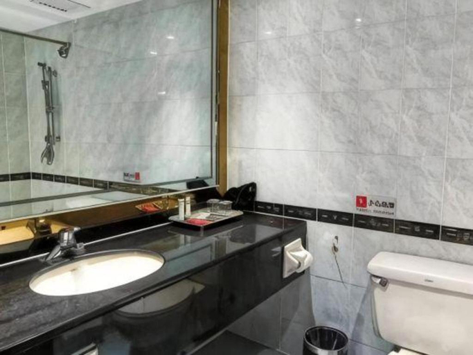 Bathroom 4, Metropolitan Hotel, Dongguan