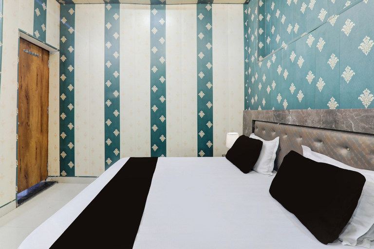 Others 4, Hotel O Saryu Ghat, Faizabad