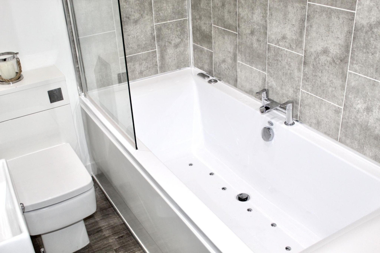 Bathroom 4, Reads Luxury Apartments, Blackpool