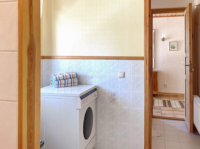 Others 5, 5 Person Holiday Home in Stillingson, Orust
