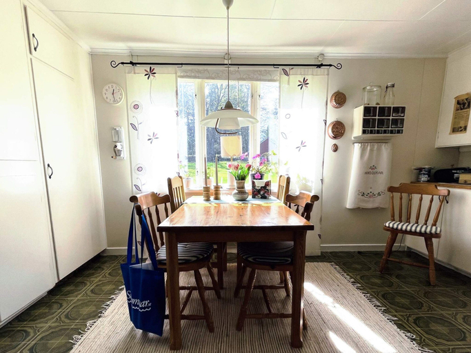Others 4, 4 Star Holiday Home in Ljung, Herrljunga